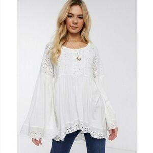 FREE People Sea Of Love eyelet tunic top sz. XS
